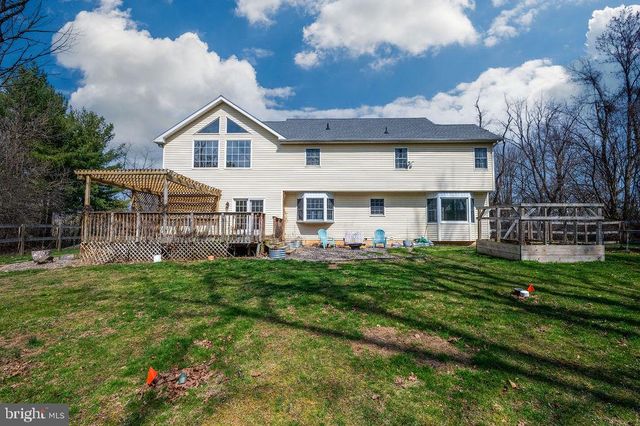 23 CLIFF SIDE LN, Wernersville, PA 19565