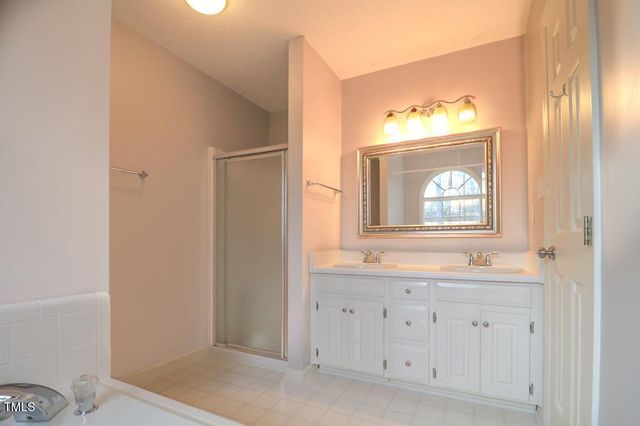 6400 Westborough Drive, Raleigh, NC 27612
