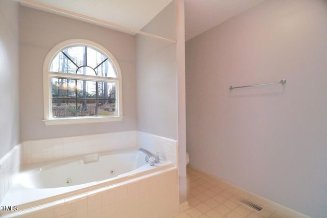 6400 Westborough Drive, Raleigh, NC 27612