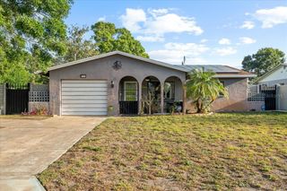 3961 15TH AVENUE N, St Petersburg, FL 33713