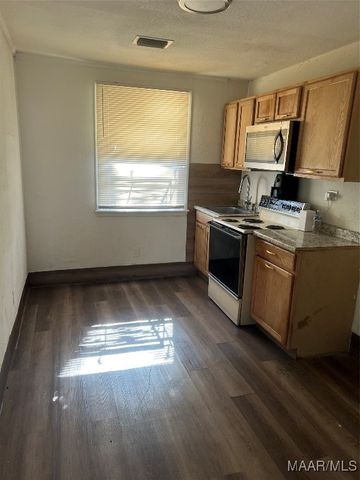 109 Collinwood Avenue, Montgomery, AL 36105