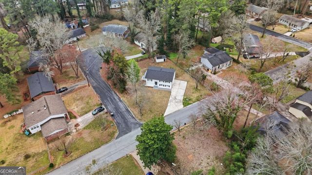 1332 Pineglen Drive, Riverdale, GA 30296