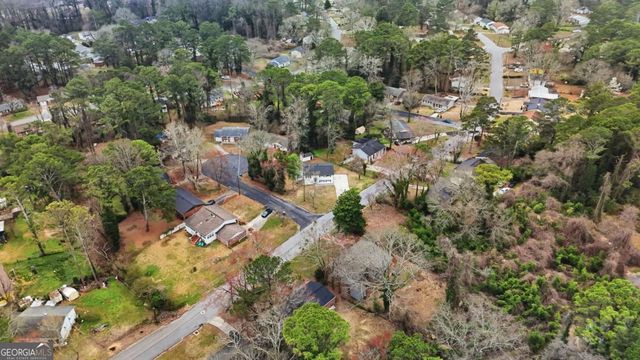 1332 Pineglen Drive, Riverdale, GA 30296