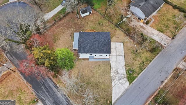 1332 Pineglen Drive, Riverdale, GA 30296