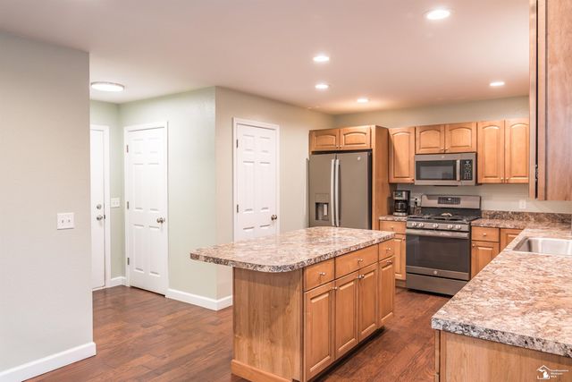 7331 Elmwood Avenue, Bedford Twp, MI 48182