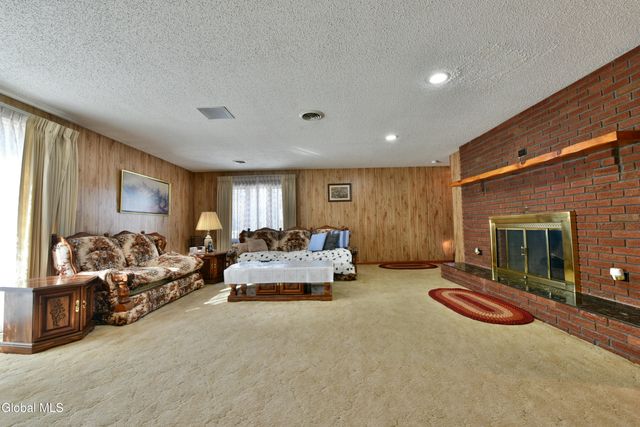 62 Monroe Avenue, Guilderland, NY 12203