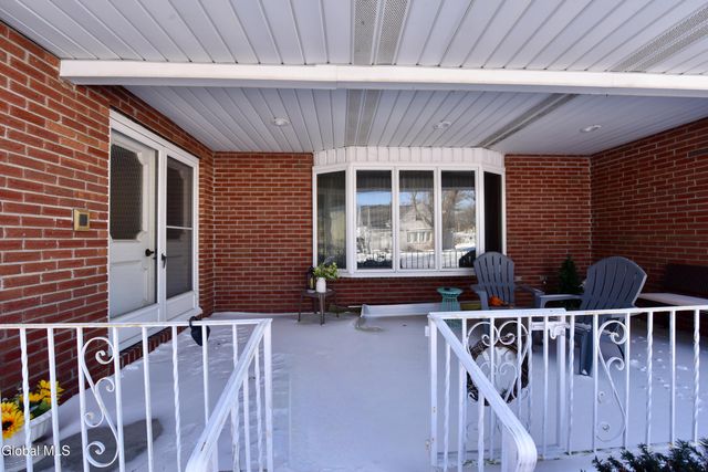 62 Monroe Avenue, Guilderland, NY 12203