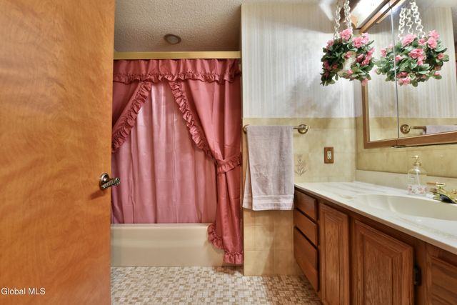 62 Monroe Avenue, Guilderland, NY 12203