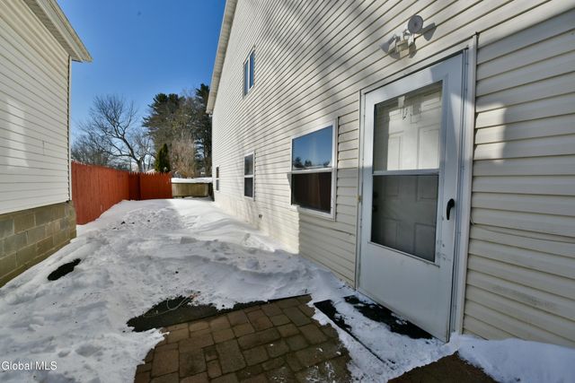 62 Monroe Avenue, Guilderland, NY 12203