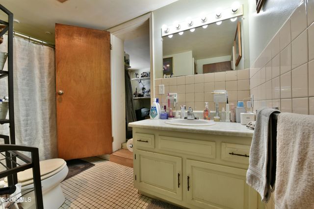 62 Monroe Avenue, Guilderland, NY 12203