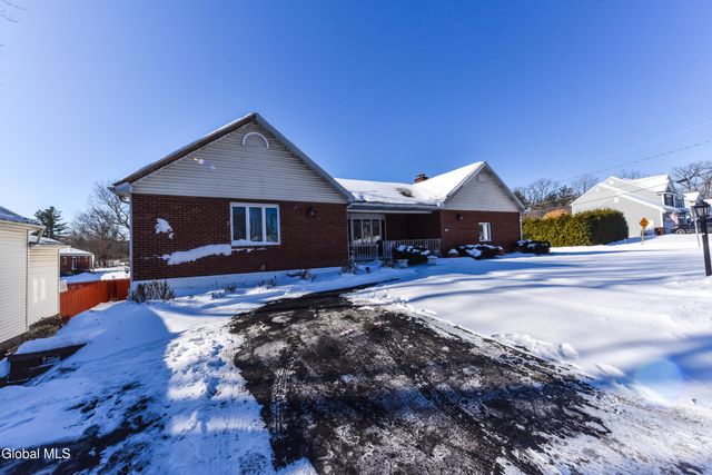 62 Monroe Avenue, Guilderland, NY 12203