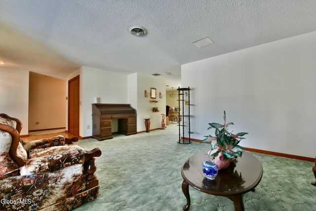 62 Monroe Avenue, Guilderland, NY 12203