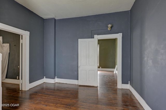 326 N Wall Avenue, Joplin, MO 64801