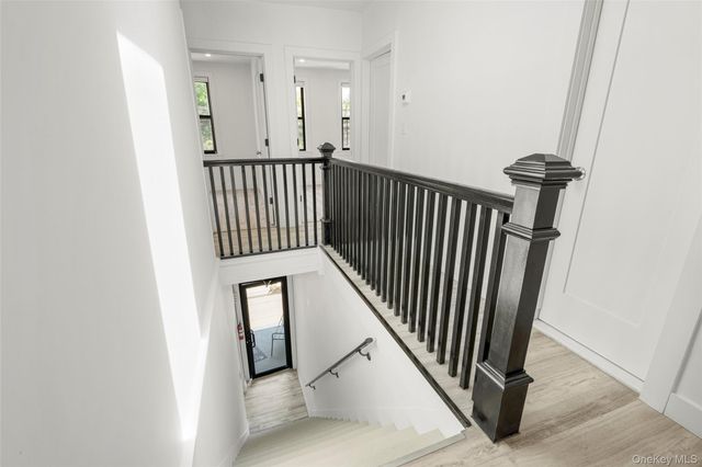 2122 Boston Post Road, Larchmont, NY 10538