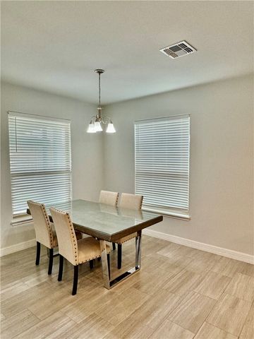 7517 Sable Creek Dr, Corpus Christi, TX 78414