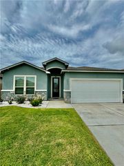 7517 Sable Creek Dr, Corpus Christi, TX 78414