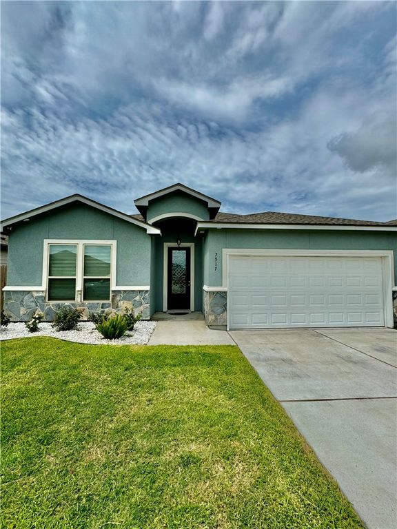 7517 Sable Creek Dr, Corpus Christi, TX 78414
