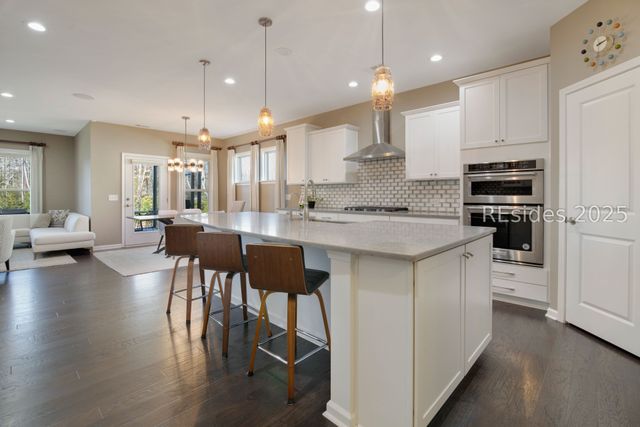 30 Buoy Dr, Bluffton, SC 29910