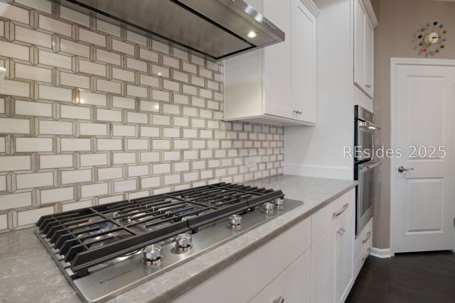 30 Buoy Dr, Bluffton, SC 29910