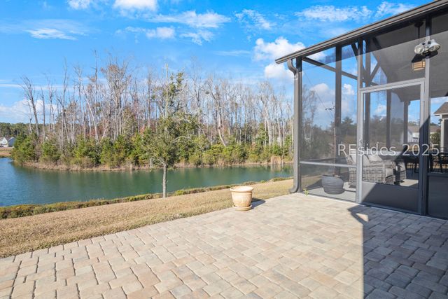 30 Buoy Dr, Bluffton, SC 29910