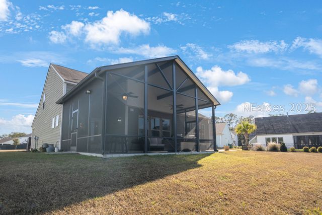 30 Buoy Dr, Bluffton, SC 29910