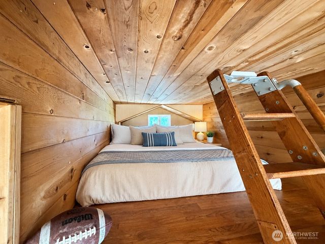 2 S Pilchuck Ave, Hat Island, WA 98206