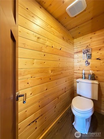 2 S Pilchuck Ave, Hat Island, WA 98206
