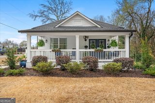 202 W Chandler Street, Carrollton, GA 30117