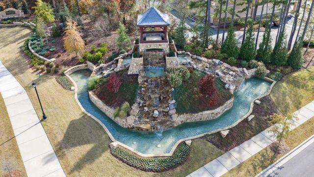 108 King Village, Braselton, GA 30517