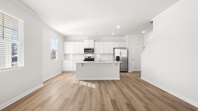 108 King Village, Braselton, GA 30517