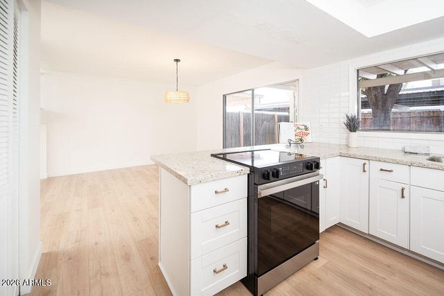 5454 W EL CAMINITO Drive, Glendale, AZ 85302