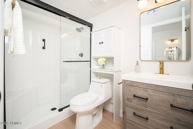 5454 W EL CAMINITO Drive, Glendale, AZ 85302