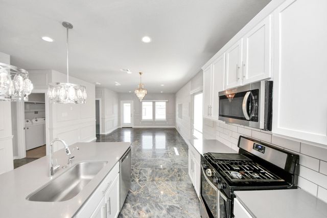 7515 Rivercane Shore Ln, Richmond, TX 77407