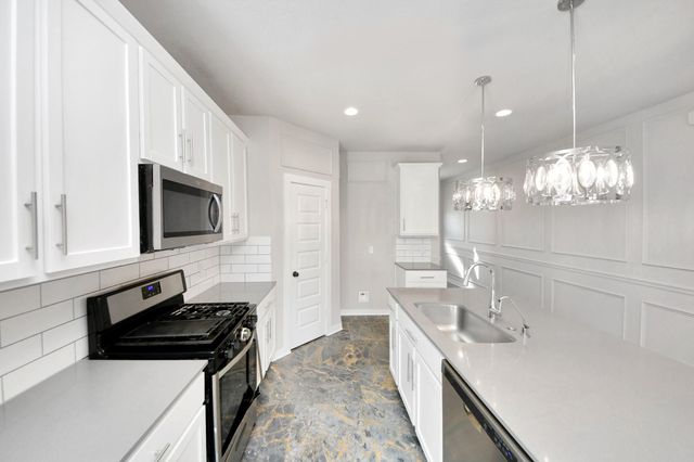 7515 Rivercane Shore Ln, Richmond, TX 77407
