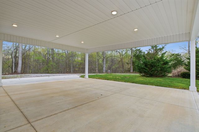 330 Burton Ridge Rd, Silver Point, TN 38582