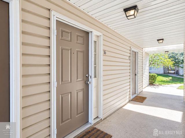 16 Wilmbelton Court, Edison, NJ 08820