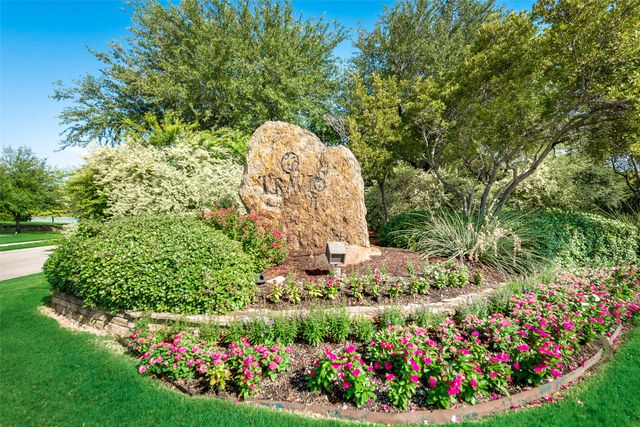 2046 Dripping Springs Drive, Forney, TX 75126