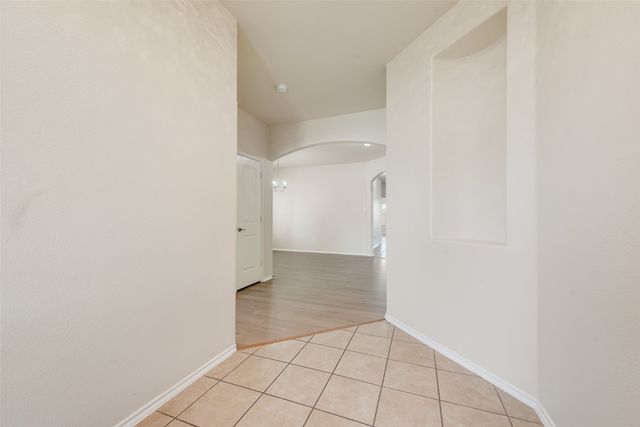 2046 Dripping Springs Drive, Forney, TX 75126