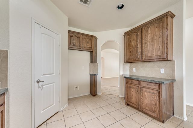 2046 Dripping Springs Drive, Forney, TX 75126