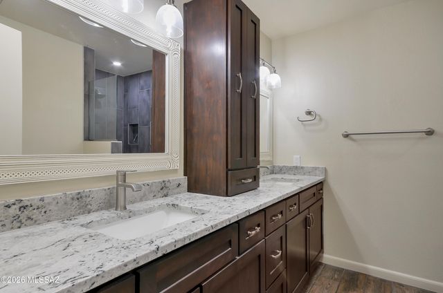 7221 E Clayridge Drive, Tucson, AZ 85750