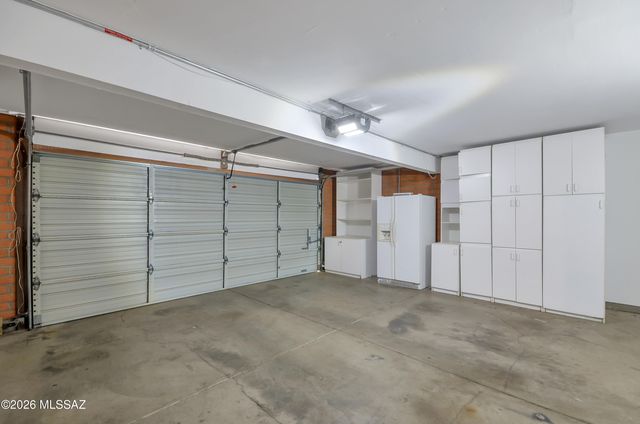 7221 E Clayridge Drive, Tucson, AZ 85750