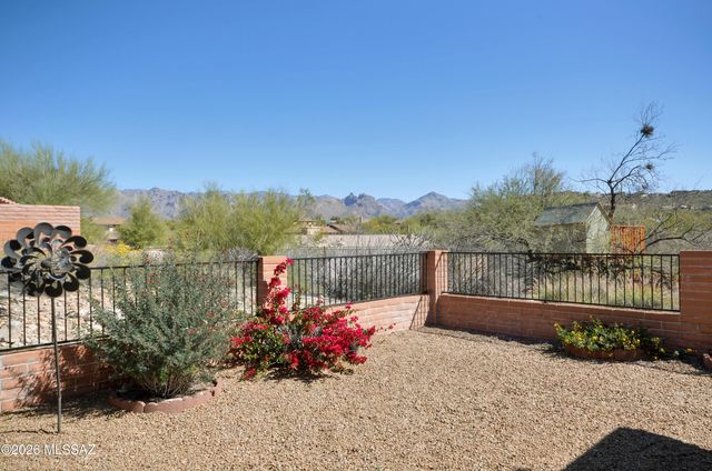 7221 E Clayridge Drive, Tucson, AZ 85750