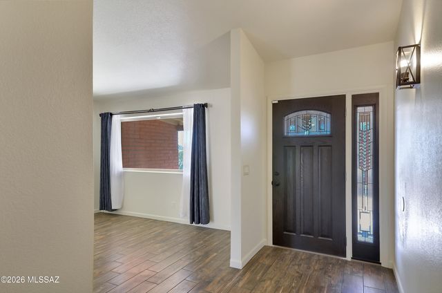 7221 E Clayridge Drive, Tucson, AZ 85750