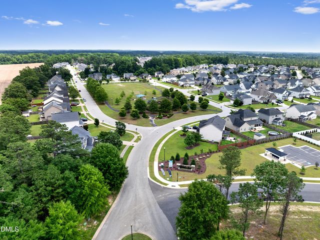 130 Fullcrest Court, Raeford, NC 28376