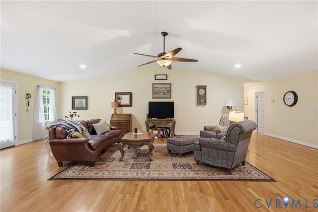 782 Bumpass Rd, Bumpass, VA 23024