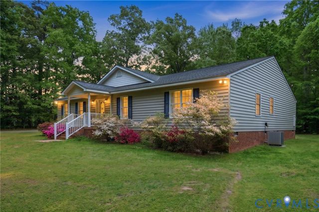 782 Bumpass Rd, Bumpass, VA 23024