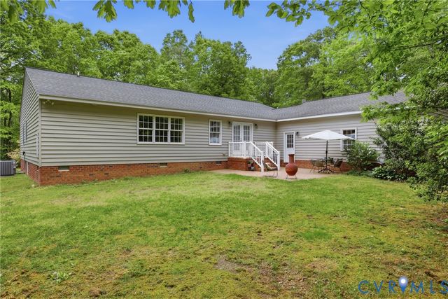 782 Bumpass Rd, Bumpass, VA 23024