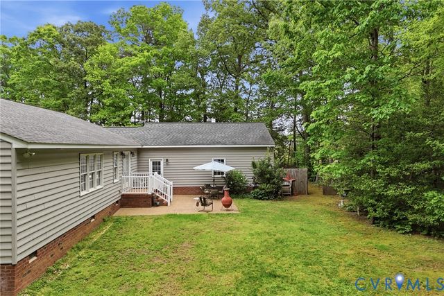 782 Bumpass Rd, Bumpass, VA 23024