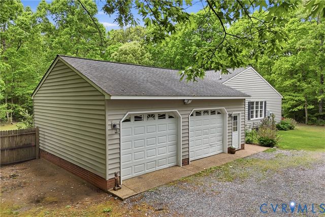 782 Bumpass Rd, Bumpass, VA 23024