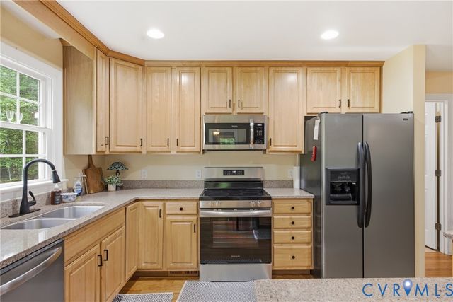 782 Bumpass Rd, Bumpass, VA 23024